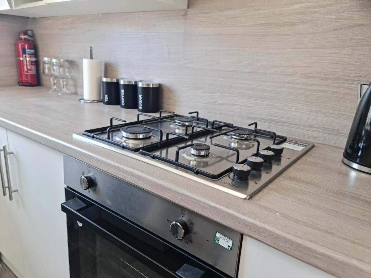 Immaculate 3-Bedrooms Dundee Apartment Εξωτερικό φωτογραφία