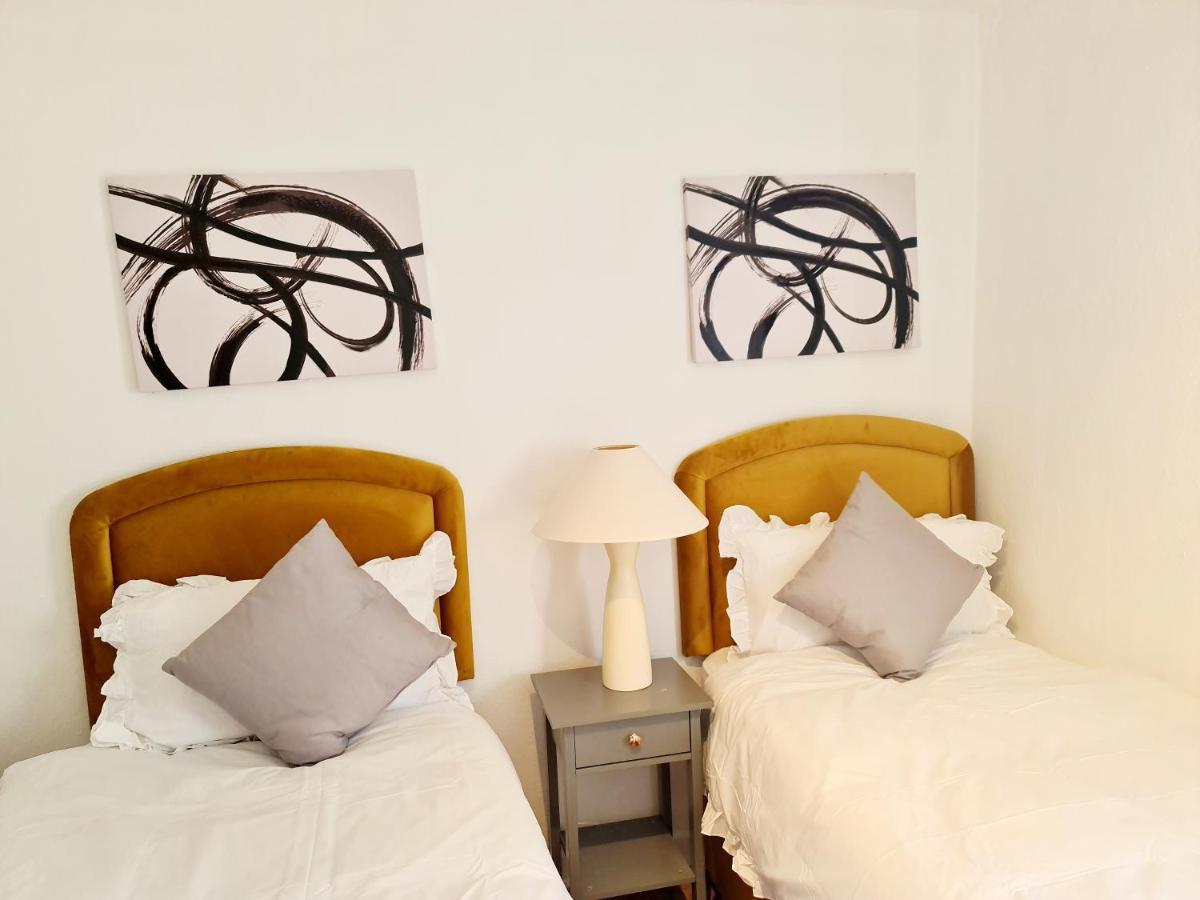 Immaculate 3-Bedrooms Dundee Apartment Εξωτερικό φωτογραφία