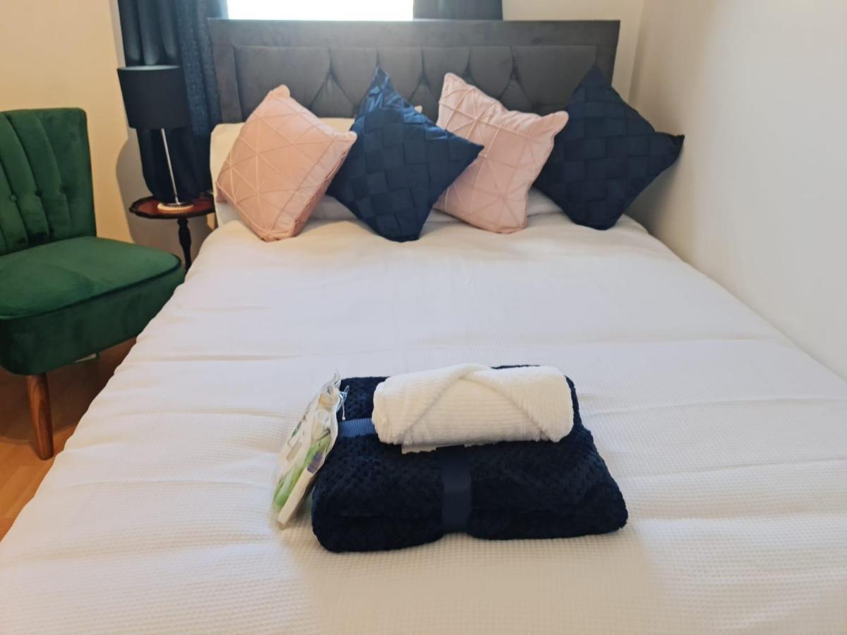 Immaculate 3-Bedrooms Dundee Apartment Εξωτερικό φωτογραφία